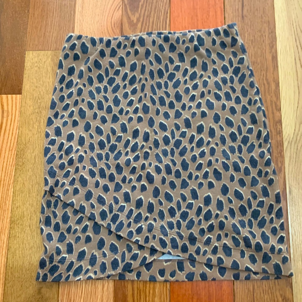 ✨Cute Cheetah print skirt ✨